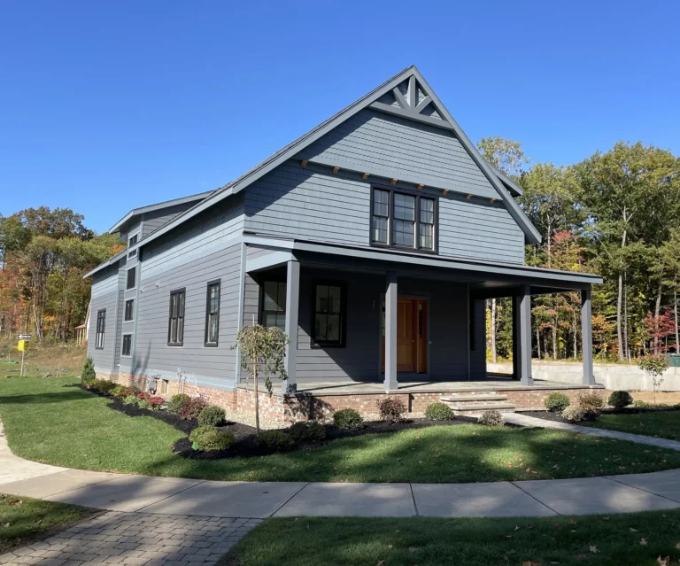 Carriage Home on 29 Oak Ridge in Saratoga Springs